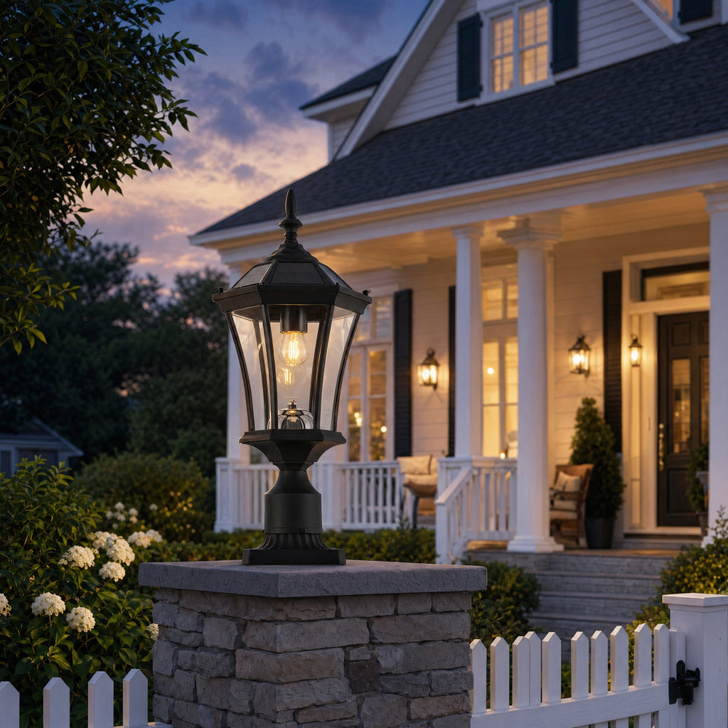 Sentinel Dusk-to-Dawn Solar Post Light (Matte Black)